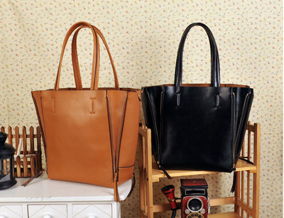 时尚与实用并存 2013新款多用途女包选购指南